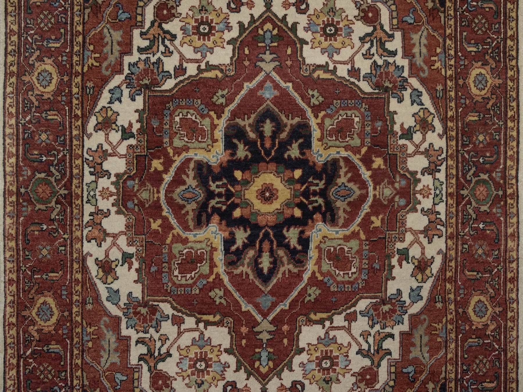 4'x6' Chiffon White, Antiqued Fine Heriz Re-Creation, Medallion Design, Hand Spun New Zealand Wool, Hand Knotted, Soft Pile, Vegetable Dyes, Oriental Rug HR92797 - Image 5