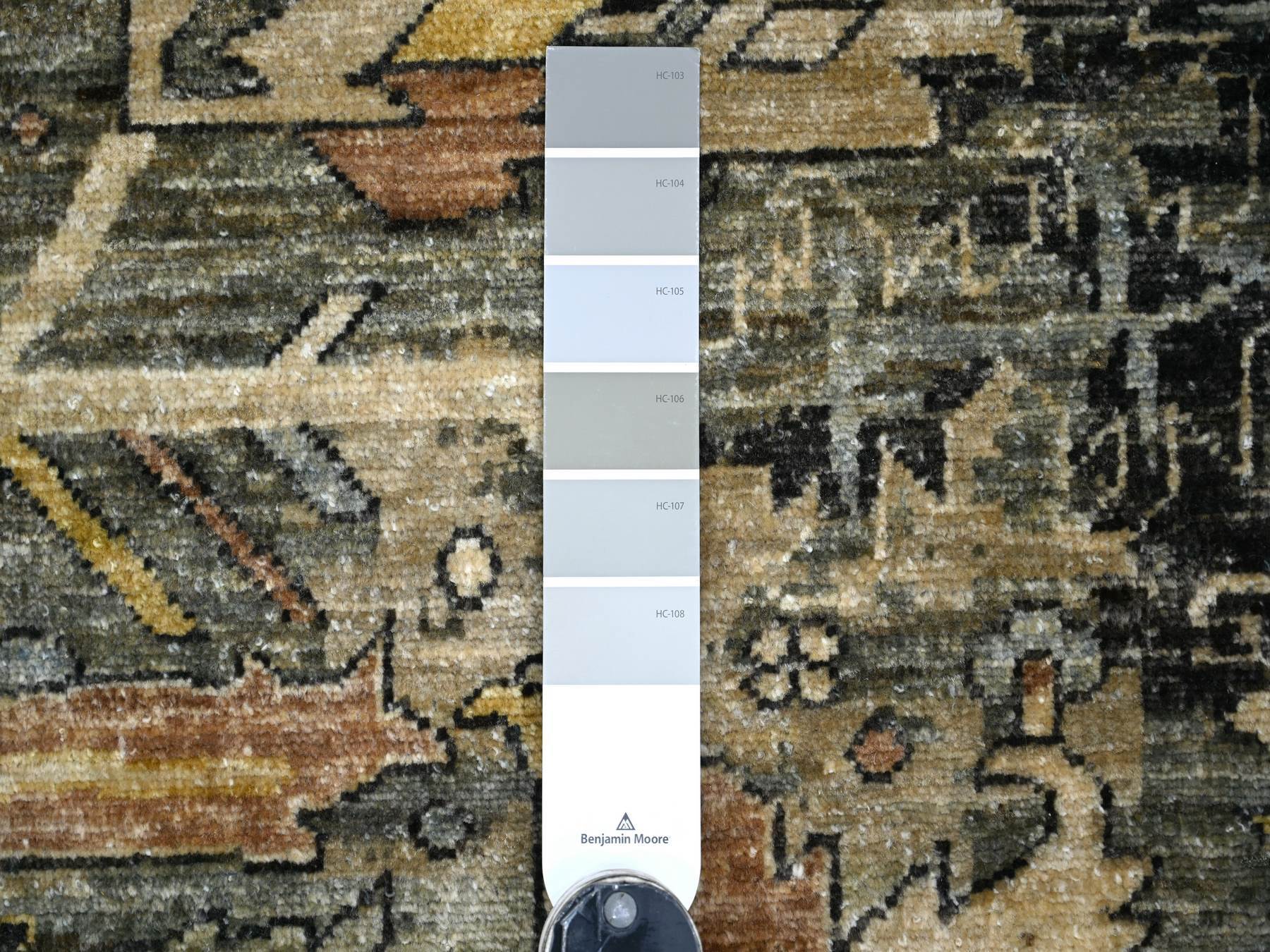 9'1"x11'8" Charcoal Black with Gold, Broken and Erased Serapi Heriz Design, Aryana Grade, High Mountain Shiny Afghan Wool, Hand Knotted, Oriental Rug HR23894 - Image 7