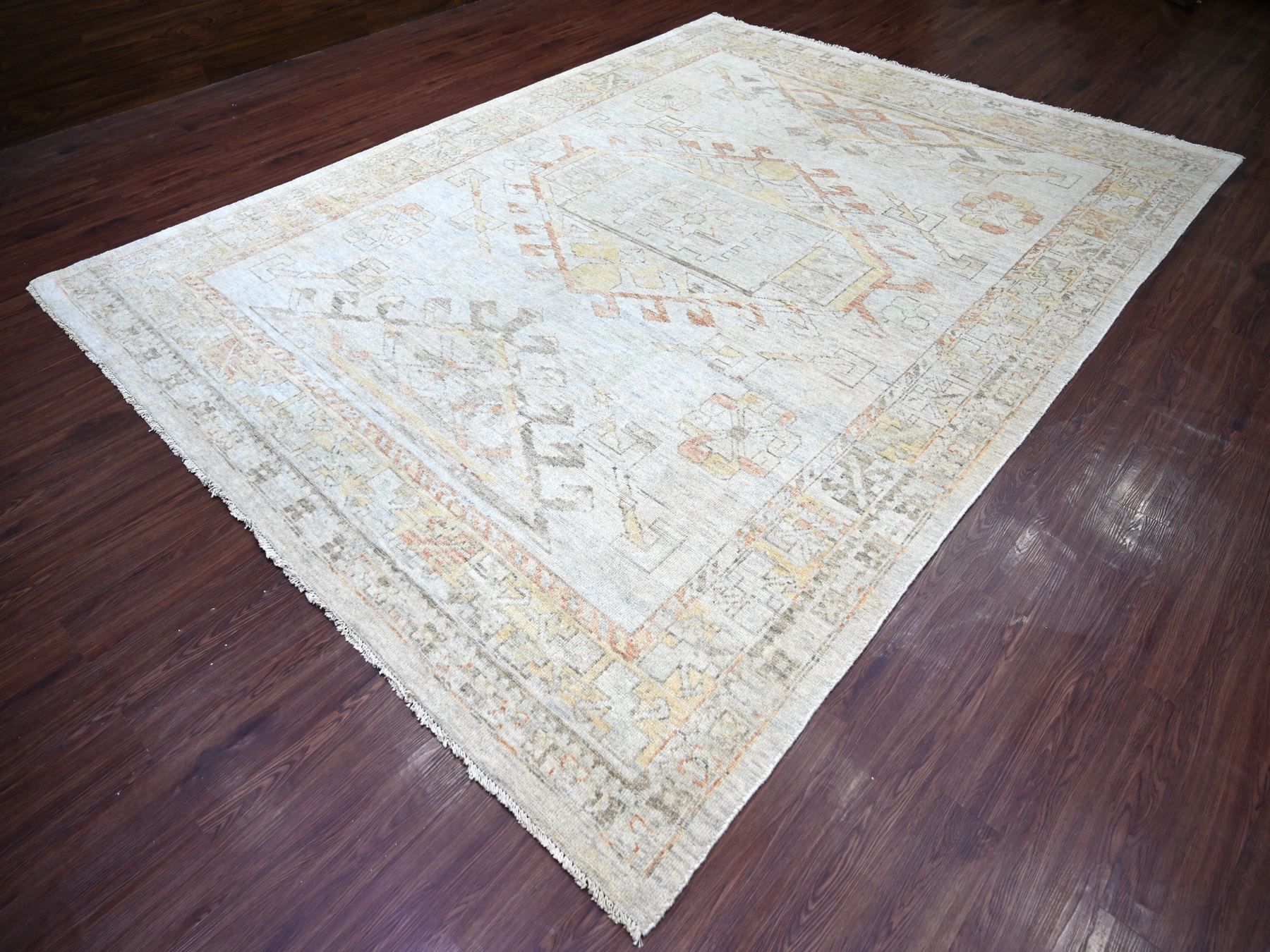 8'10"x11'10" Silver with Gold, Turkish Oushak with Geometric Design, High Mountain Ghazni Wool, Hand Knotted, Oriental Rug HR23896 - Image 3