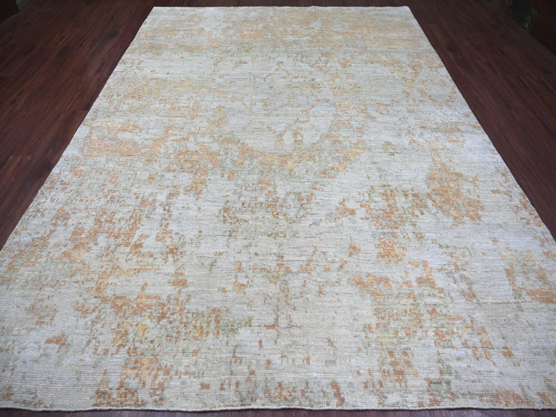 8'7"x11'7" Cloud Gray with Gold, Abstract Design, High Mountain Wool, Hand Knotted, Oriental Rug HR23898 - Image 2