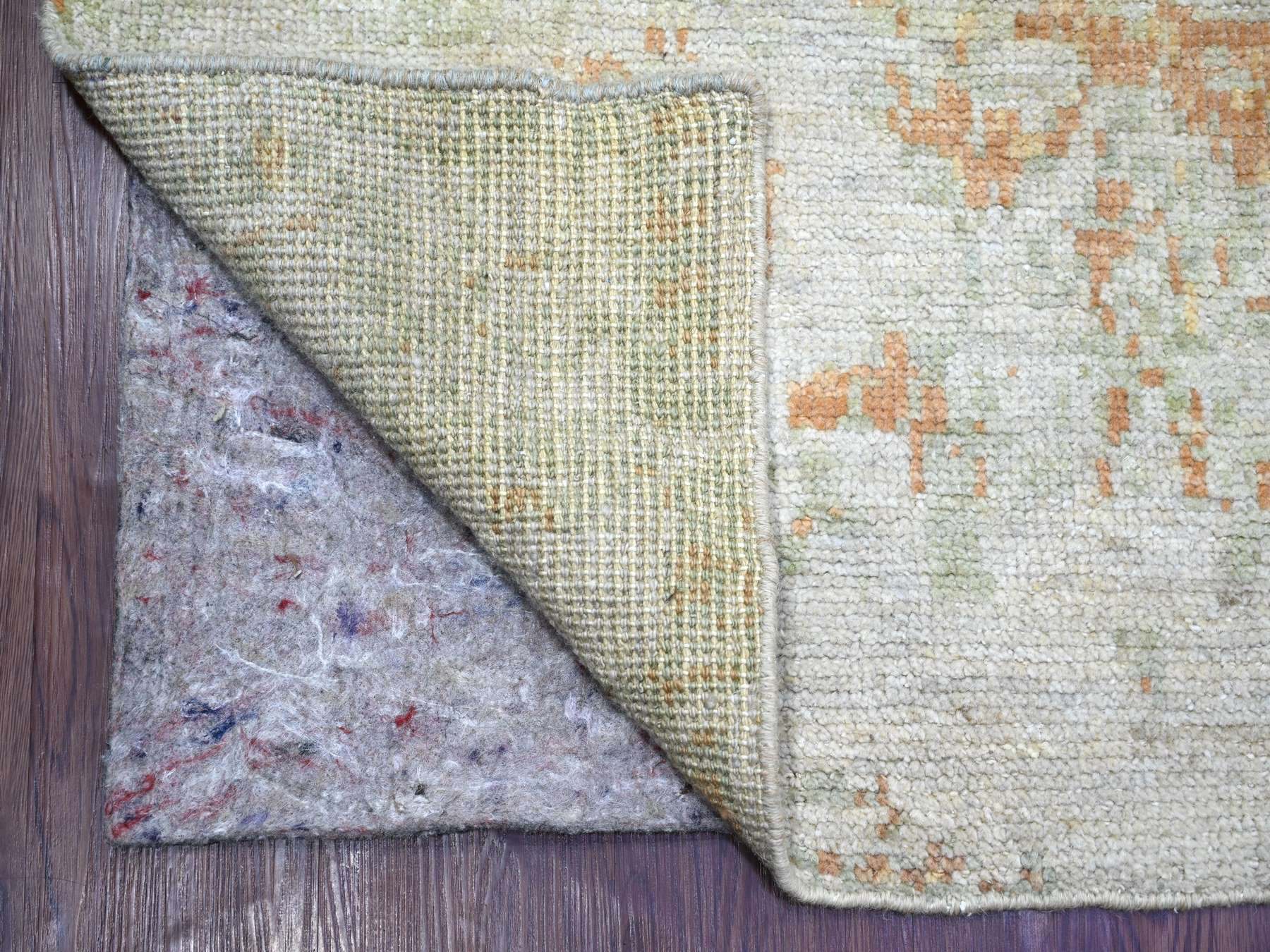 8'7"x11'7" Cloud Gray with Gold, Abstract Design, High Mountain Wool, Hand Knotted, Oriental Rug HR23898 - Image 4