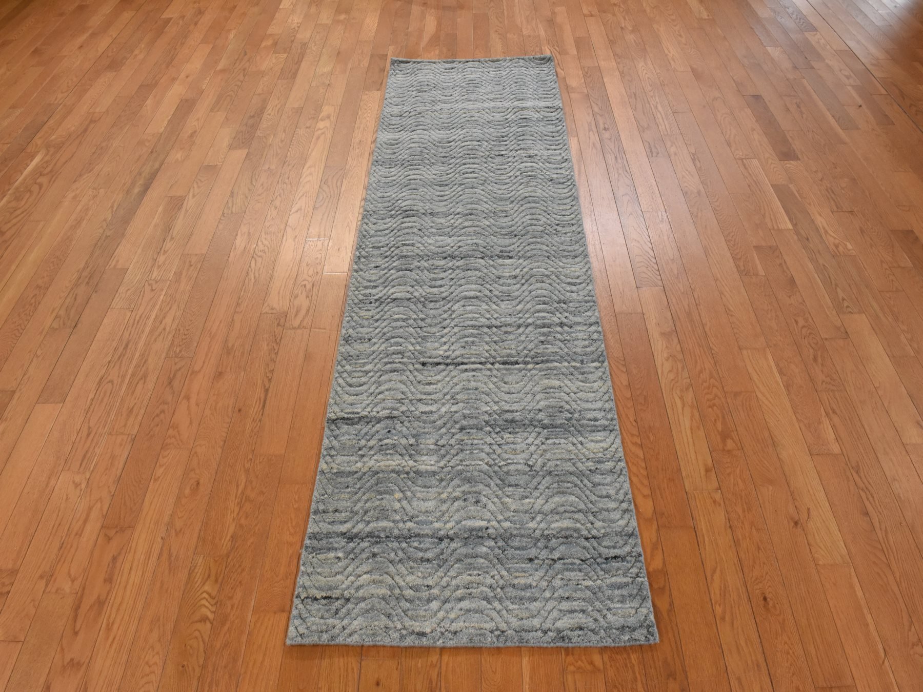 2'6"x7'10" Baby Blue, Variegated Textured Design, Hand Loomed, Pure Wool, Modern, Runner, Oriental Rug HR78956 - Image 2