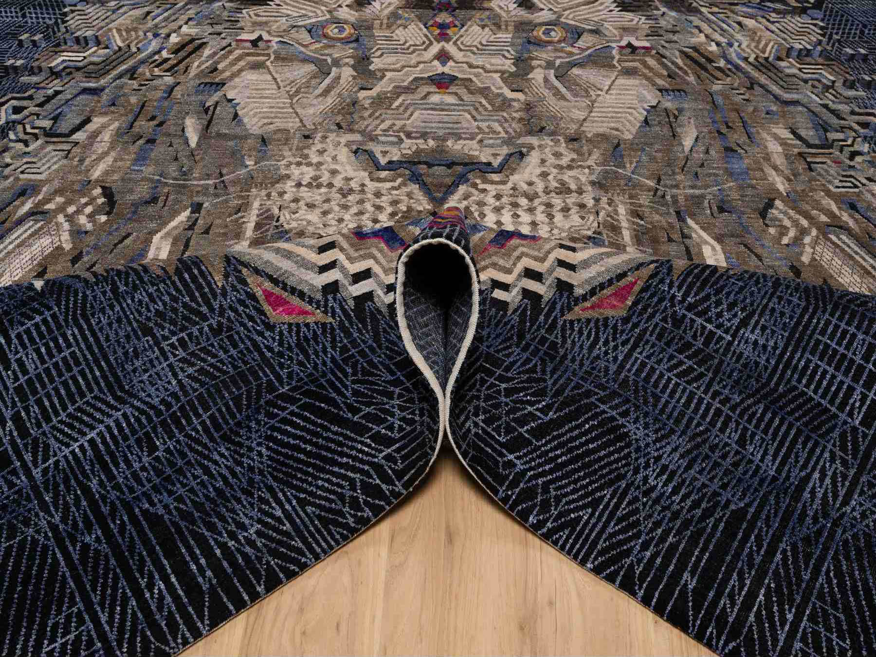9'1"x12'2" Jade Black with Brown, The Maharaja Lion Novelty, Wool and Silk, Soft to the Touch, Hand Knotted, Oriental Rug HR91172 - Image 5