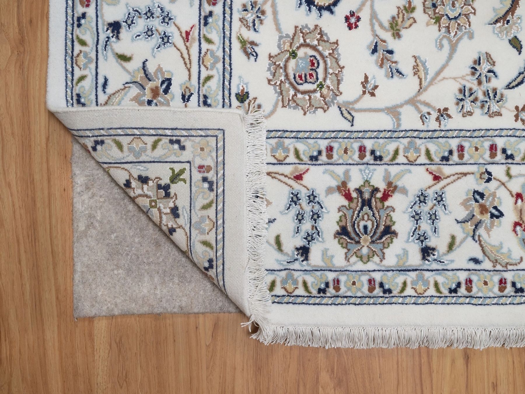 6'x9'3" Chiffon White, Wool and Silk, 250 KPSI, Soft Pile, Nain with All Over Design, Hand Knotted, Oriental Rug HR92139 - Image 4