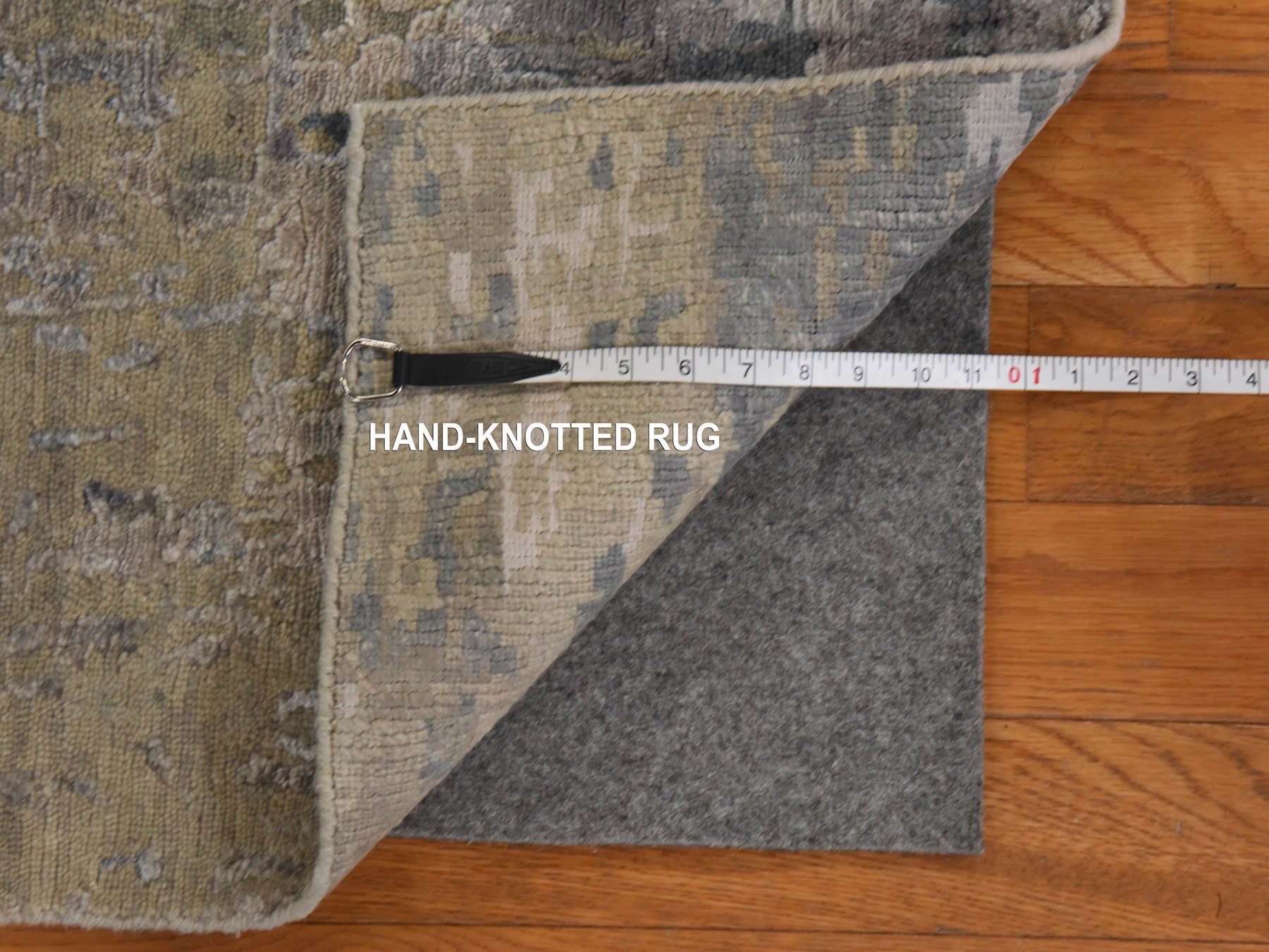 2'8"x7'10" Beige-Gray, Modern Abstract Design, Hi-low Pile, Hand Knotted, Wool & Silk, Runner, Oriental Rug HR78981 - Image 5