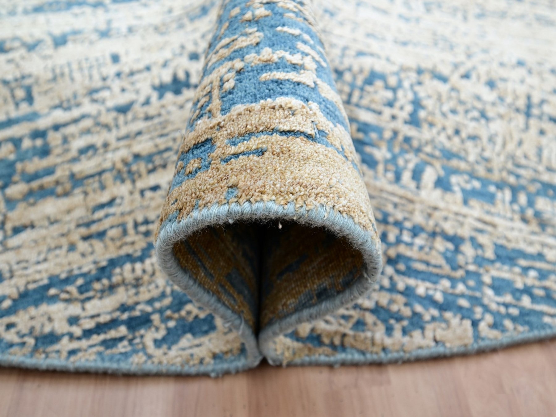 8'x8' Sand Brown, Contemporary Design, Hand Knotted, Densely Woven, Persian Knot, Silk with Textured Wool Pile, Tone on Tone, Round, Oriental Rug HR83288 - Image 5