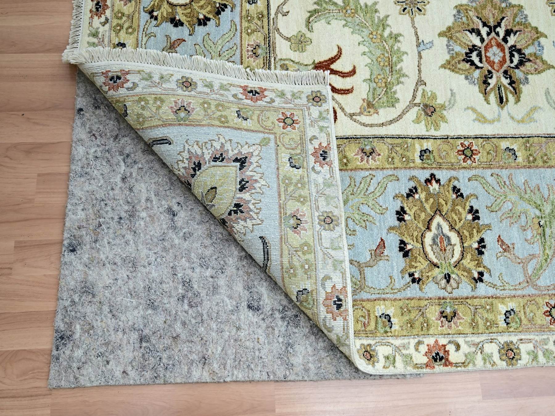 9'1"x12'2" Pearl White, Agra with Ziegler Design, Floral Motifs, Hand Knotted, Pure Wool, Vegetable Dyes, Oriental Rug HR83293 - Image 4