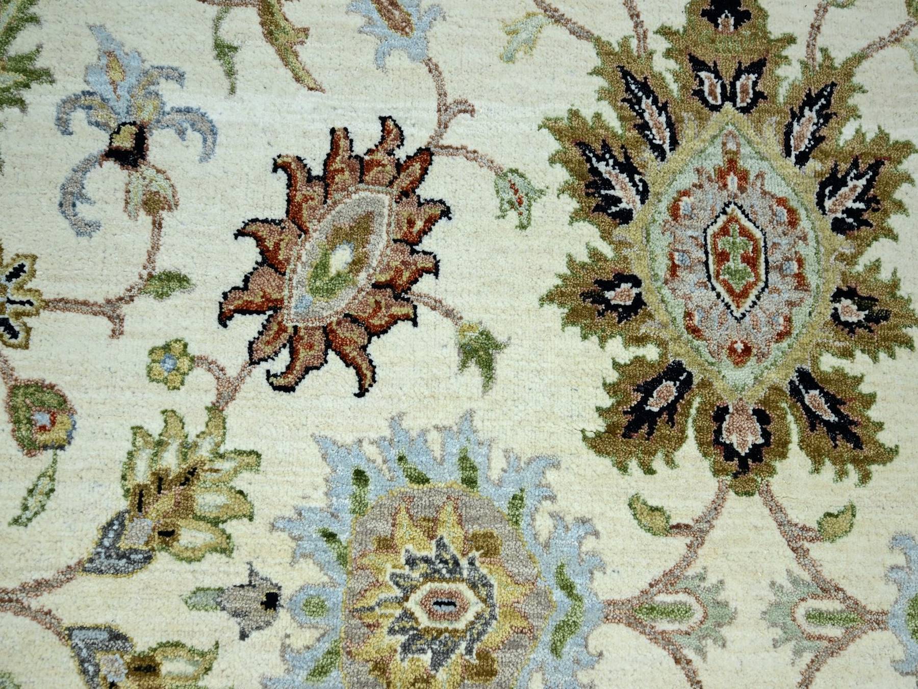 9'1"x12'2" Pearl White, Agra with Ziegler Design, Floral Motifs, Hand Knotted, Pure Wool, Vegetable Dyes, Oriental Rug HR83293 - Image 8