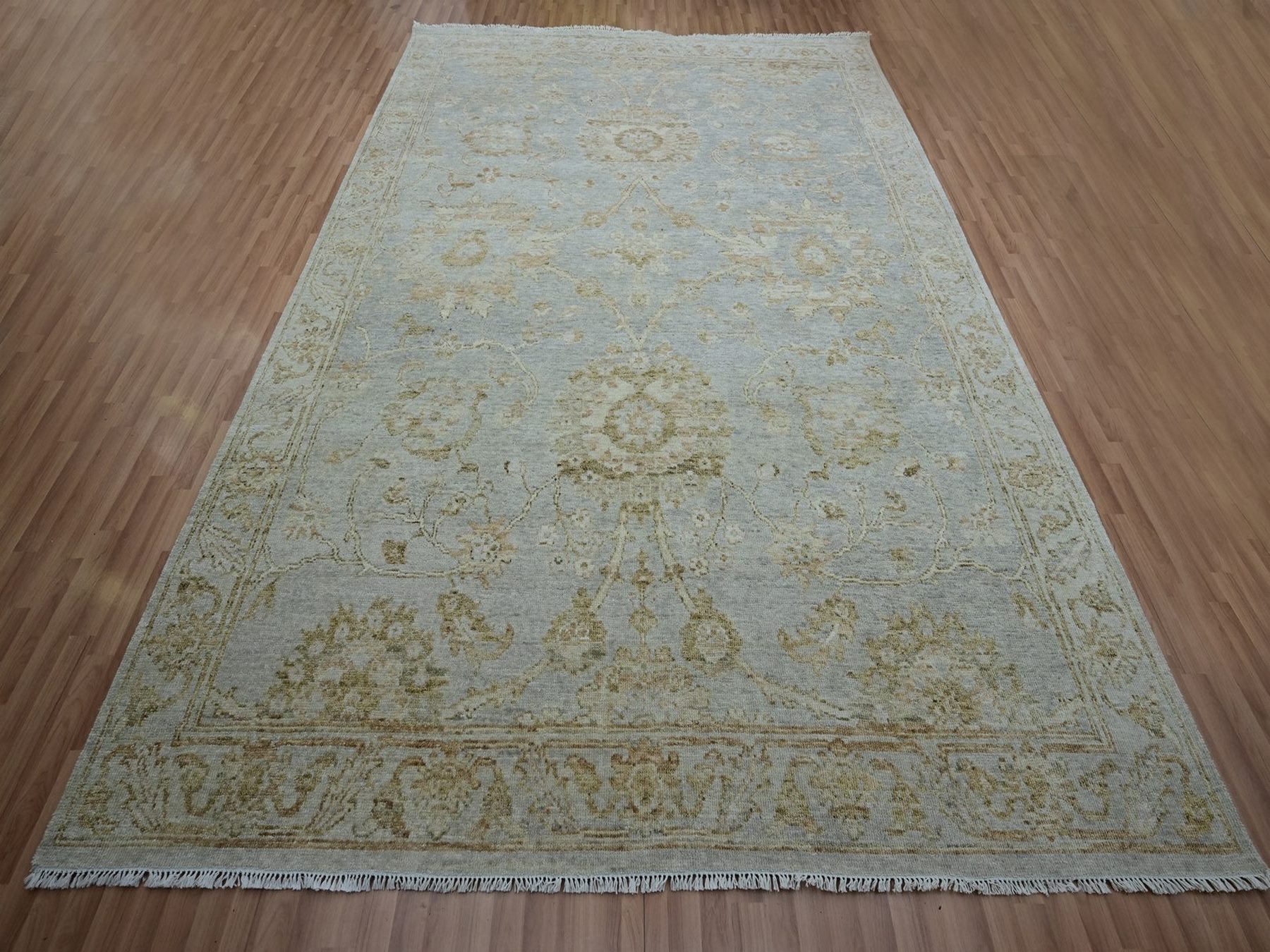 8'7"x12'3" Misty Gray, Ziegler Mahal Design, Hand Knotted, 100% Wool, Denser Weave, Oriental Rug HR83308 - Image 2
