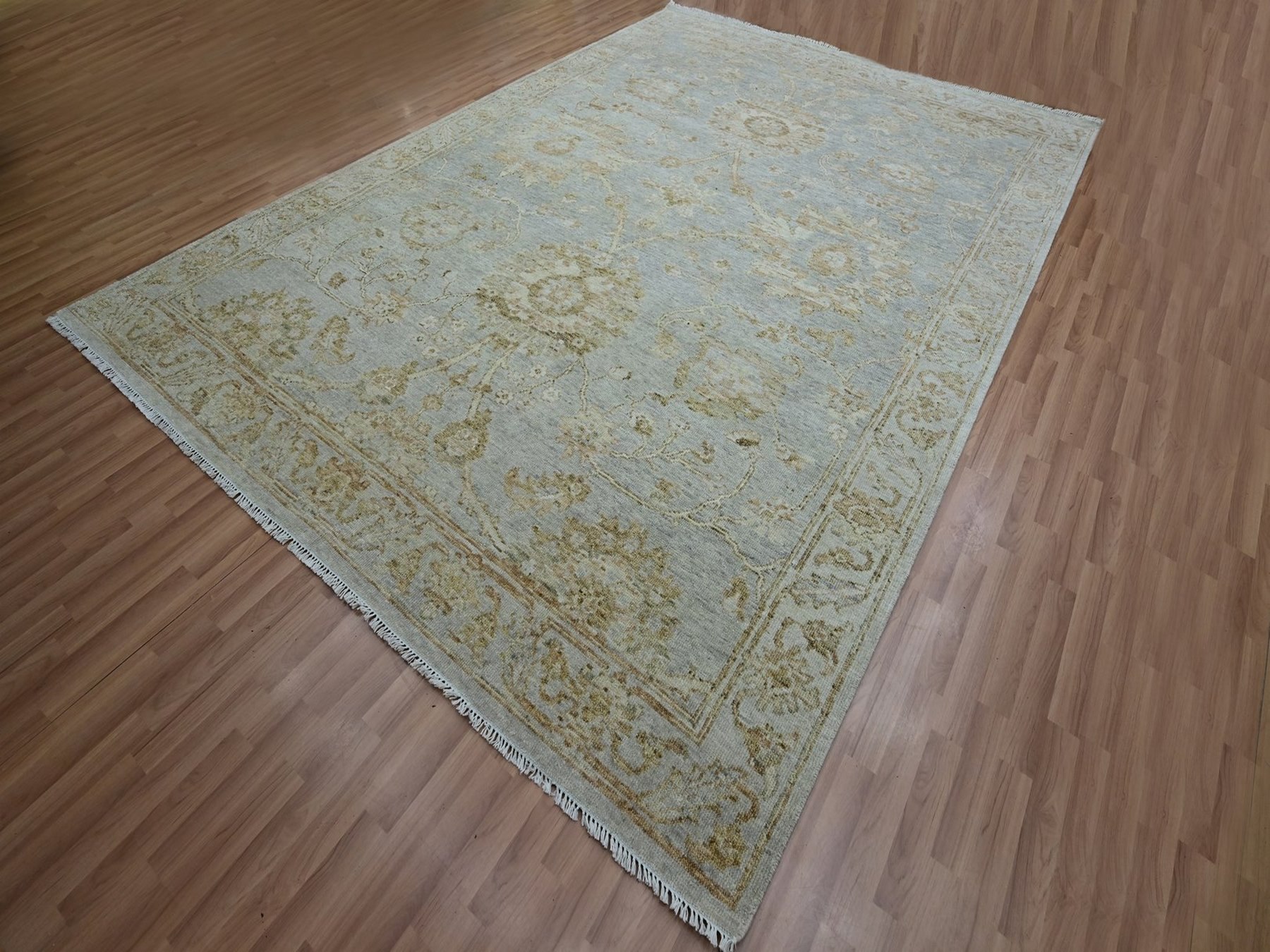 8'7"x12'3" Misty Gray, Ziegler Mahal Design, Hand Knotted, 100% Wool, Denser Weave, Oriental Rug HR83308 - Image 3