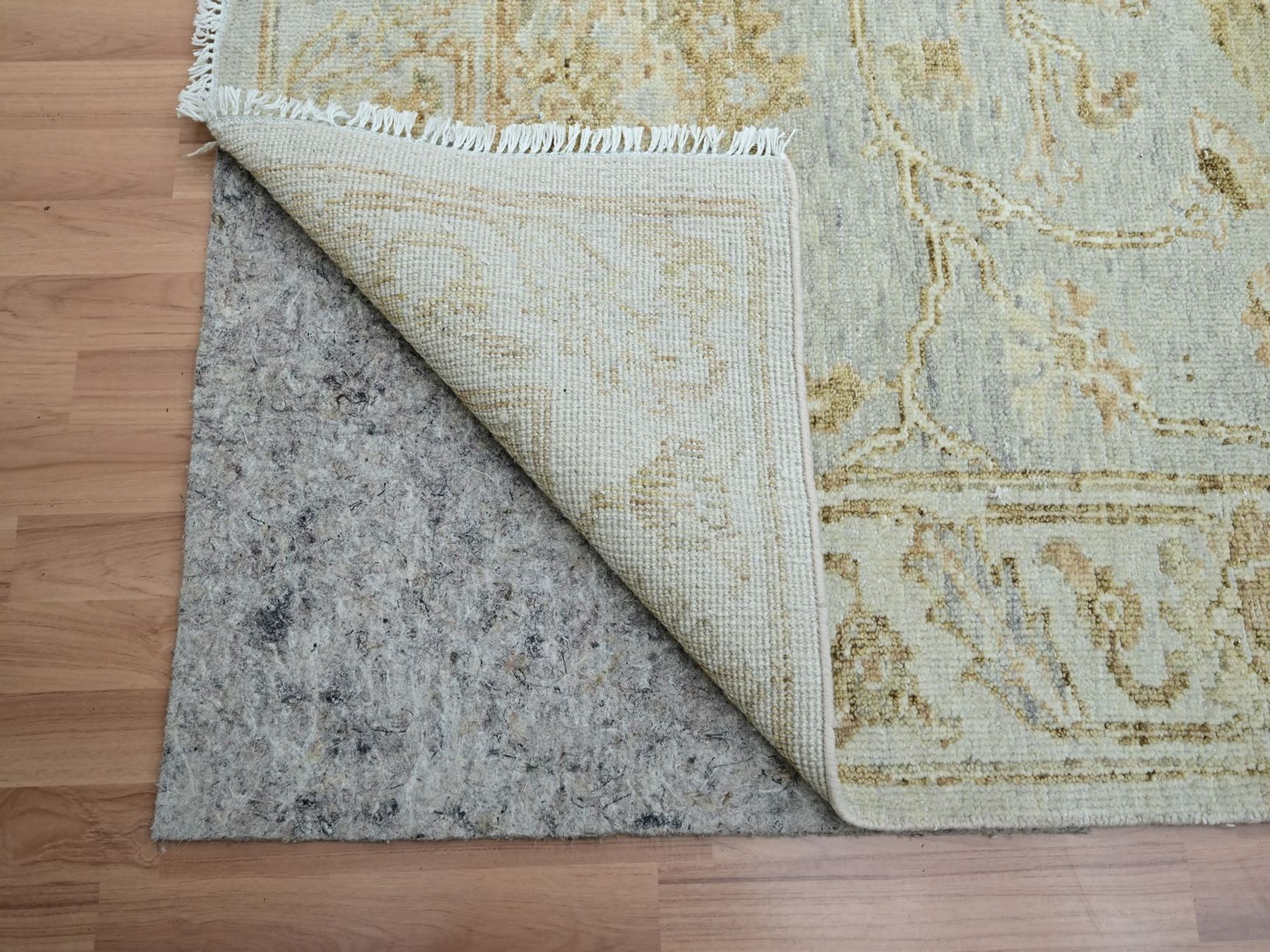 8'7"x12'3" Misty Gray, Ziegler Mahal Design, Hand Knotted, 100% Wool, Denser Weave, Oriental Rug HR83308 - Image 4