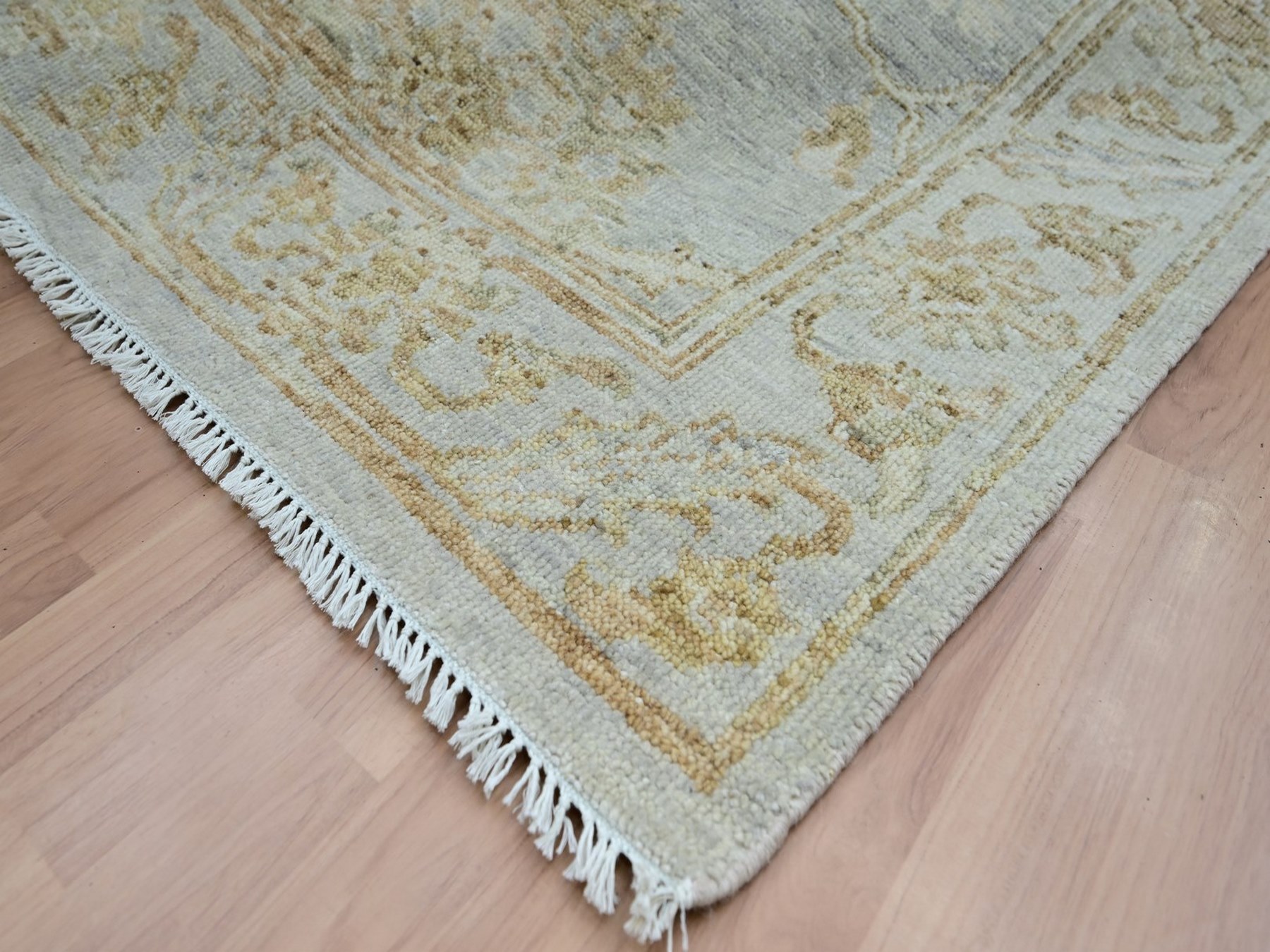 8'7"x12'3" Misty Gray, Ziegler Mahal Design, Hand Knotted, 100% Wool, Denser Weave, Oriental Rug HR83308 - Image 6