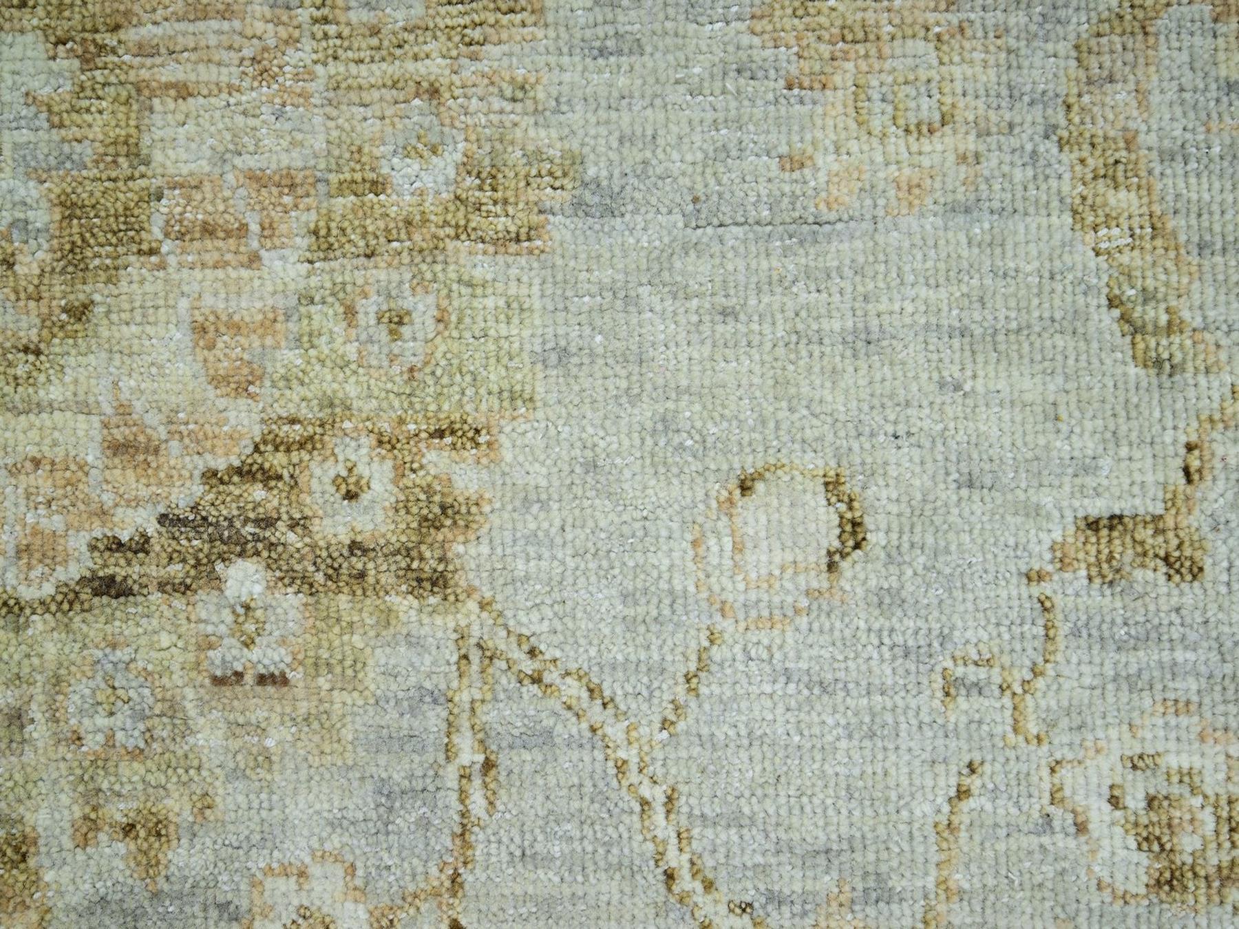 8'7"x12'3" Misty Gray, Ziegler Mahal Design, Hand Knotted, 100% Wool, Denser Weave, Oriental Rug HR83308 - Image 8