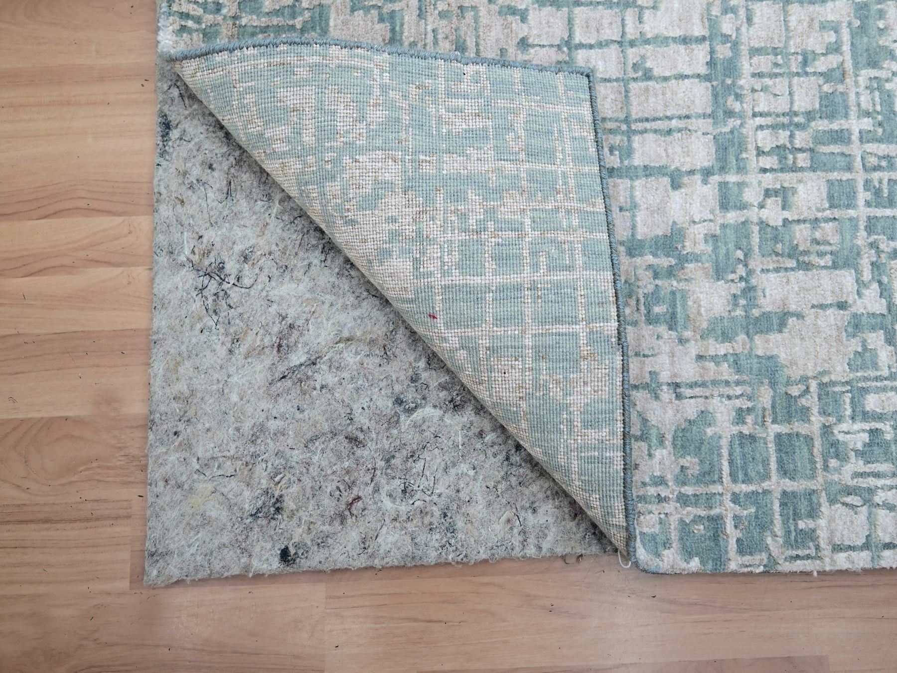 2'6"x6'2" Whisper Pink, Contemporary Design, Hand Knotted, Densely Woven, Persian Knot, Silk with Textured Wool Pile, Tone on Tone, Runner, Oriental Rug HR83356 - Image 3