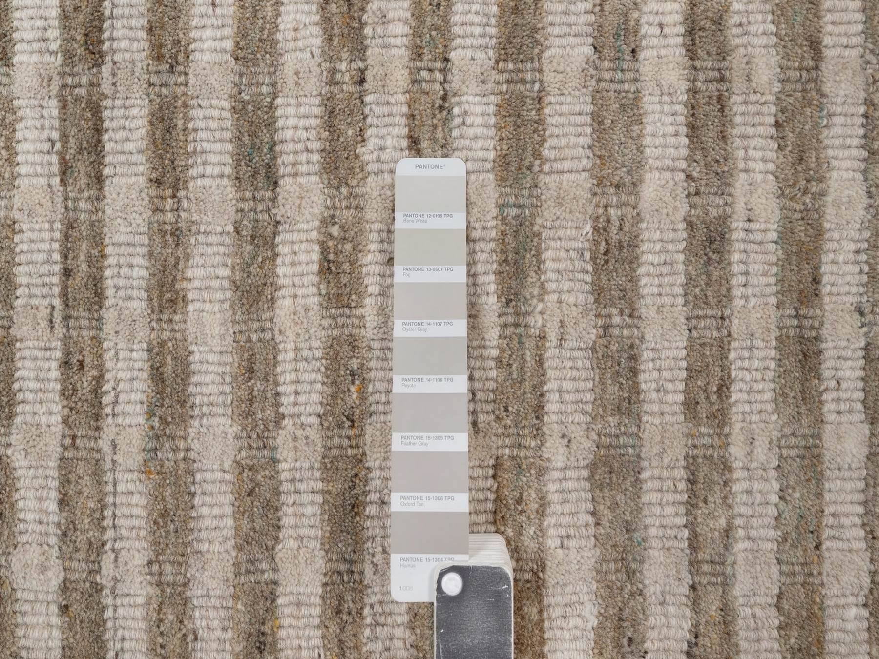 12'x12' Tan and Beaver Brown, Stripes Design with Salt and Pepper Effect, Hand Loomed, Undyed Natural Wool, Round, Oriental Rug HR92868 - Image 7