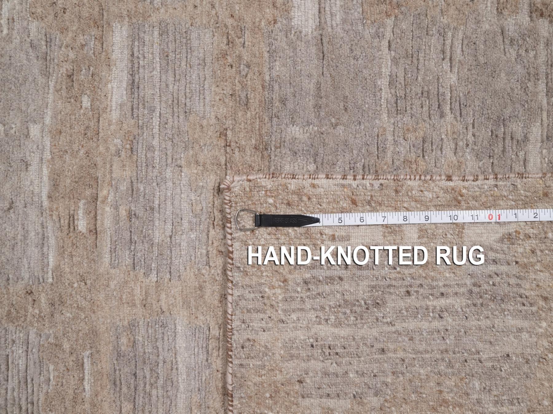 3'1"x5'2" Amphora Brown, Hand Knotted, Modern Criss Cross Erased Design, Hand Spun Undyed Natural Wool, Oriental Rug HR92963 - Image 8
