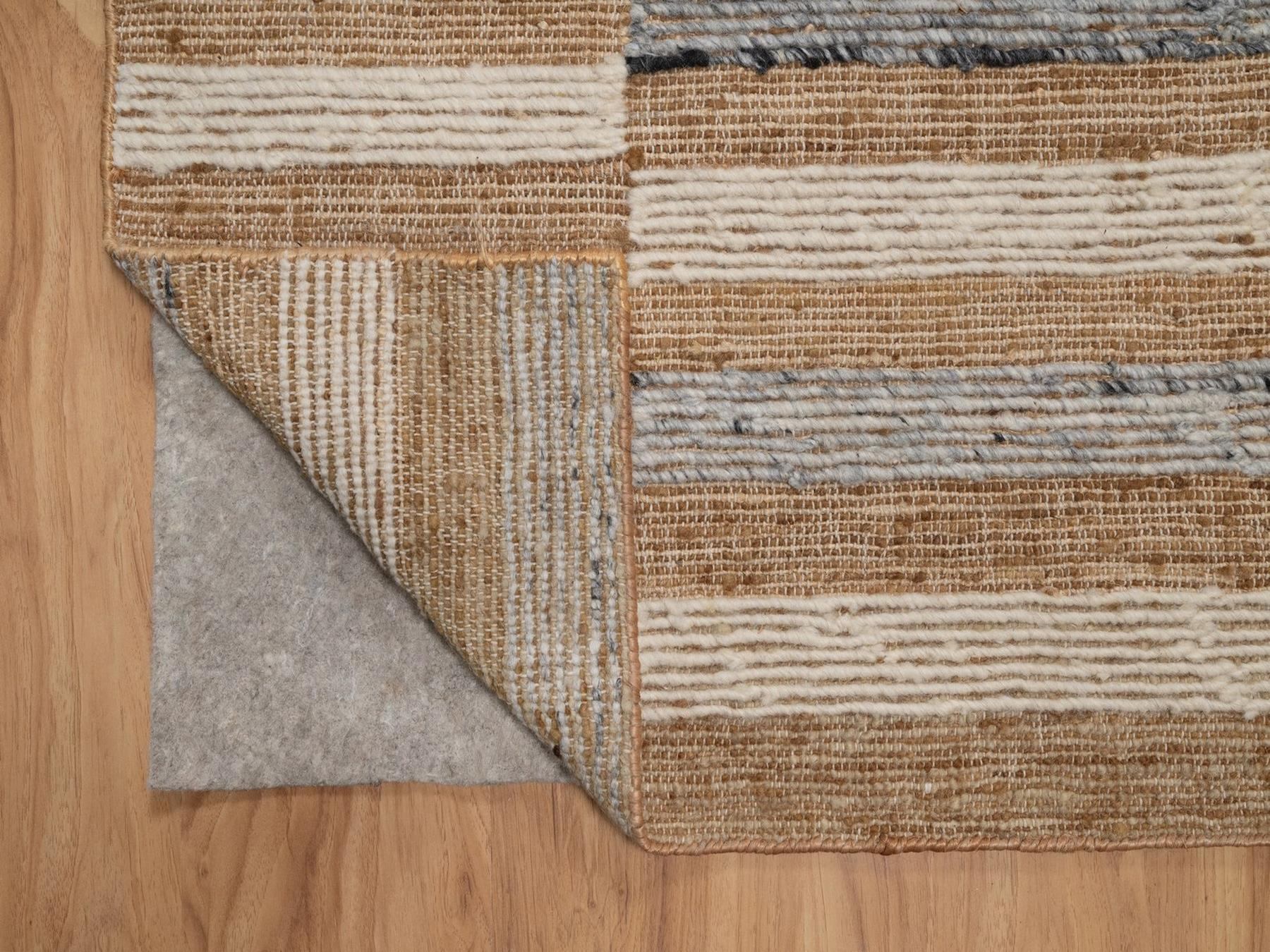 5'x8' Chipmunk Brown, Flat Weave, Durie Kilim with Geometric Design, 100% Wool, Hand Woven, Oriental Rug HR93011 - Image 3